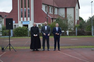 Uroczyste rozpoczęcie roku szkolnego 2026/27 w Zespole Szkół nr 1 im. Stanisława Staszica w Nowogardzie.